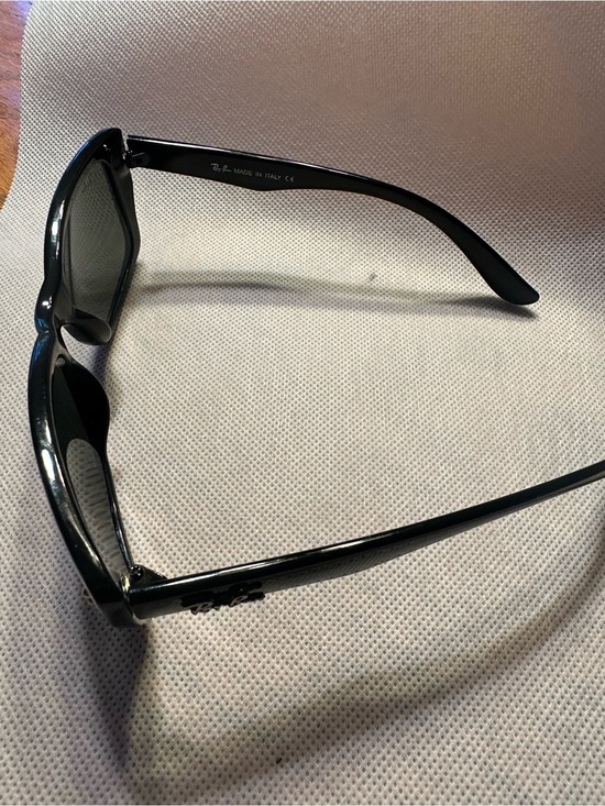 Ray-Ban White Frame Sunglasses with Dark Lenses RB4148. main image 8
